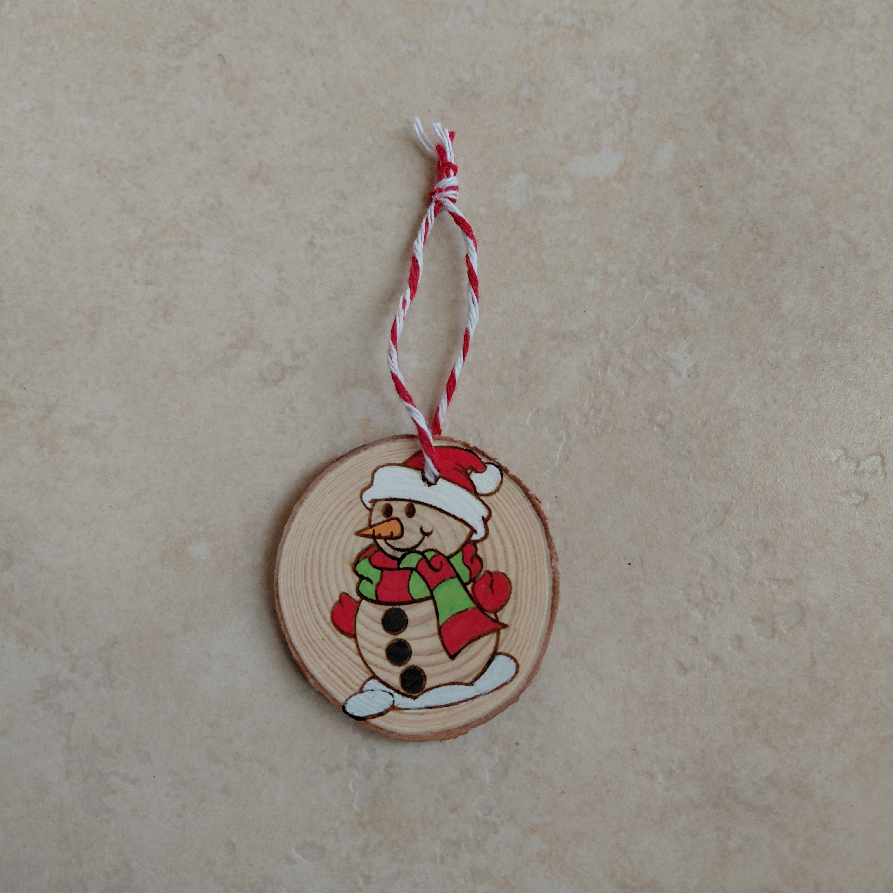 Colgante navideño Muñeco de nieve grabado con láser