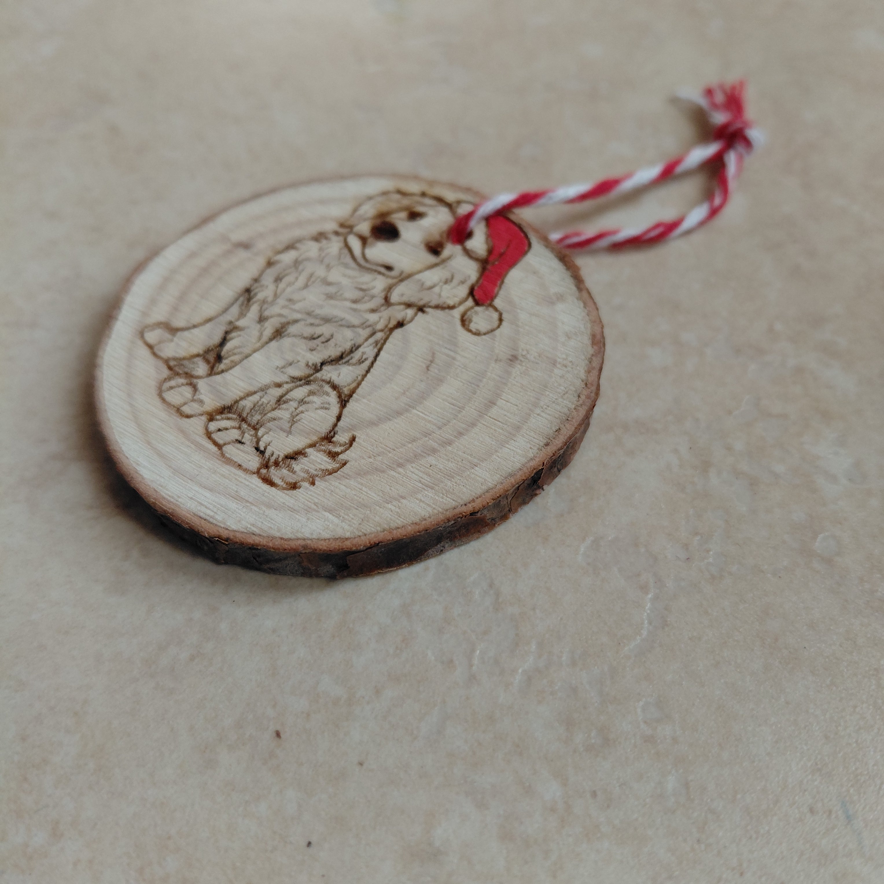 Colgante navideño Perro grabado con láser