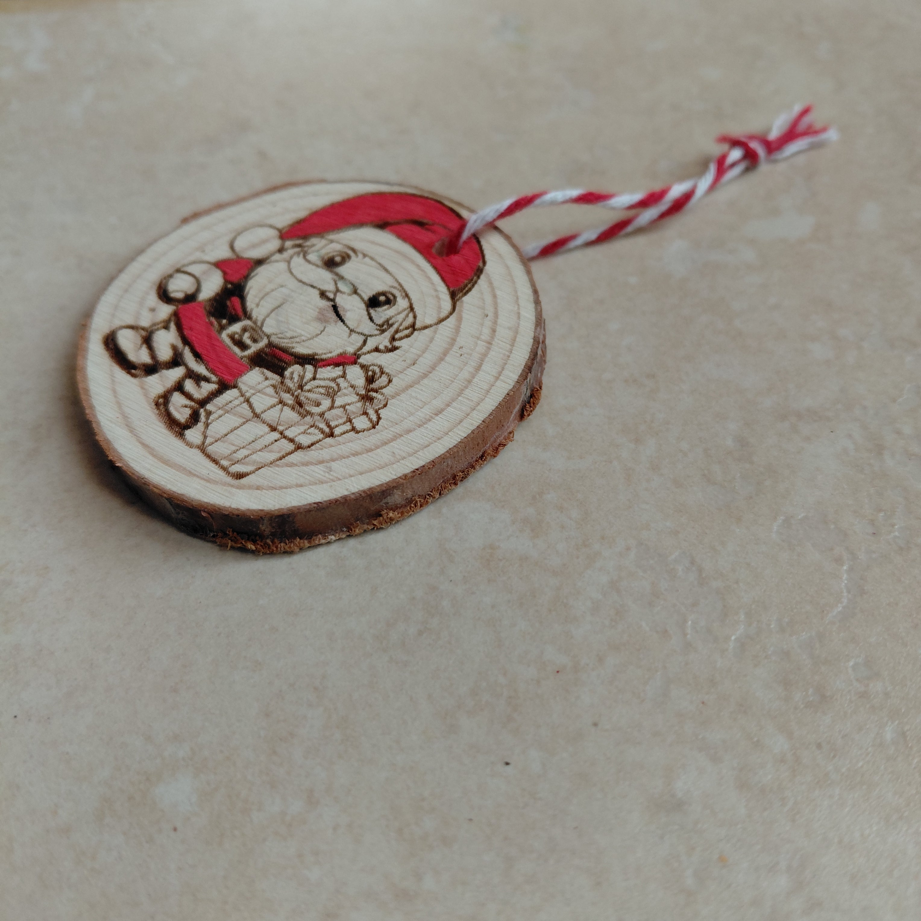 Colgante navideño Papa Noel grabado con láser